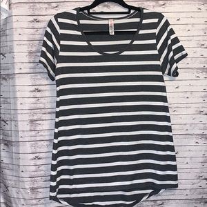 💥3/$15 Lularoe shirt